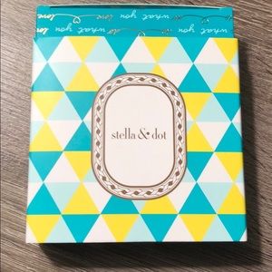 Stella & Dot Earrings